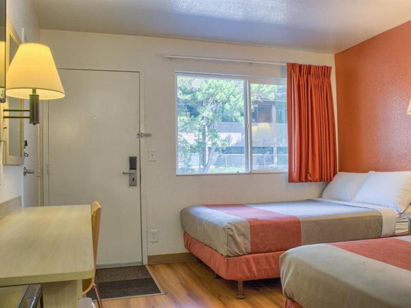 Motel 6-Issaquah, Wa - Seattle - East Экстерьер фото