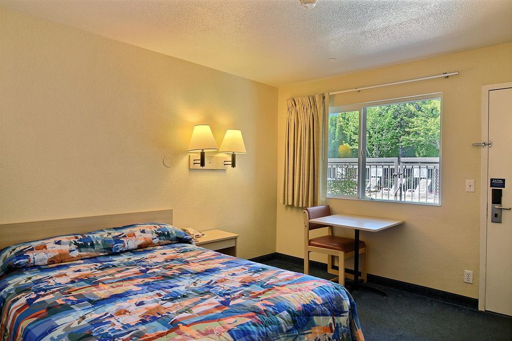 Motel 6-Issaquah, Wa - Seattle - East Экстерьер фото