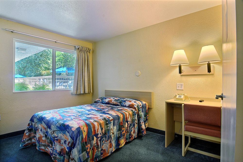 Motel 6-Issaquah, Wa - Seattle - East Экстерьер фото